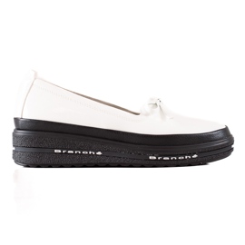 Light shoes loafers on the VINCEZA platform white