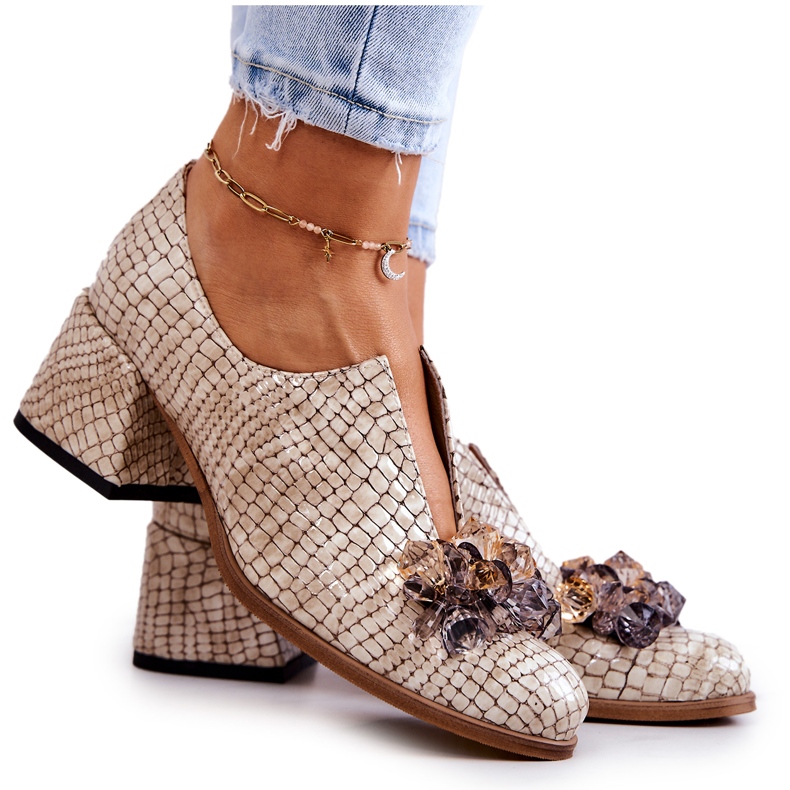 PA2 Elegant Leather High Heels With Beige Delaver Decoration