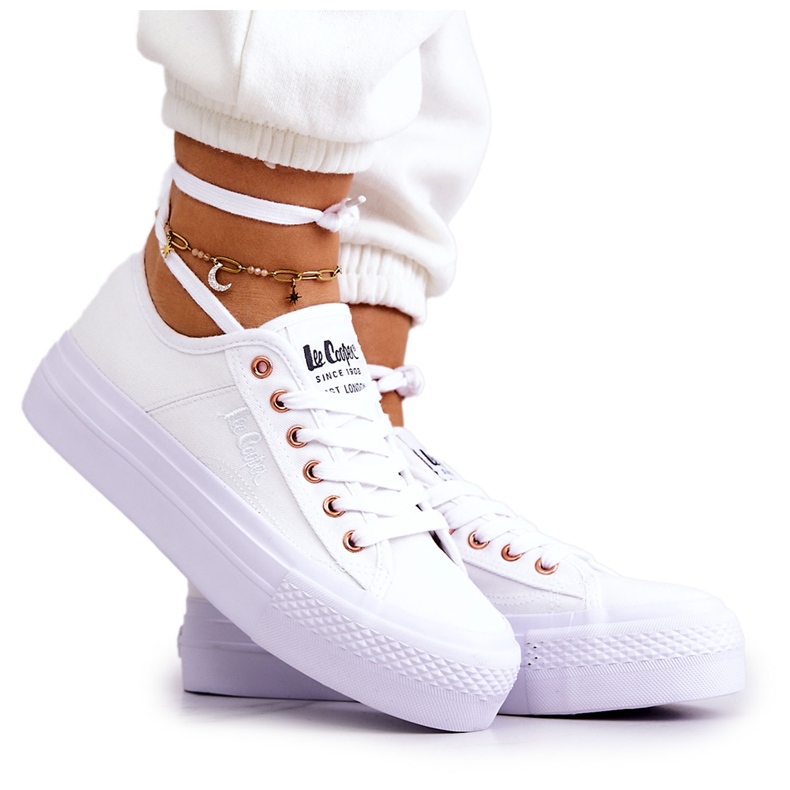 Women's Sneakers Lee Cooper LCW-22-31-0890L White
