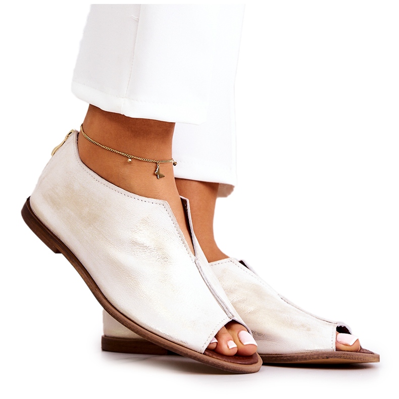 Leather shoes with a zipper Nicole 2718/004 White and Gold