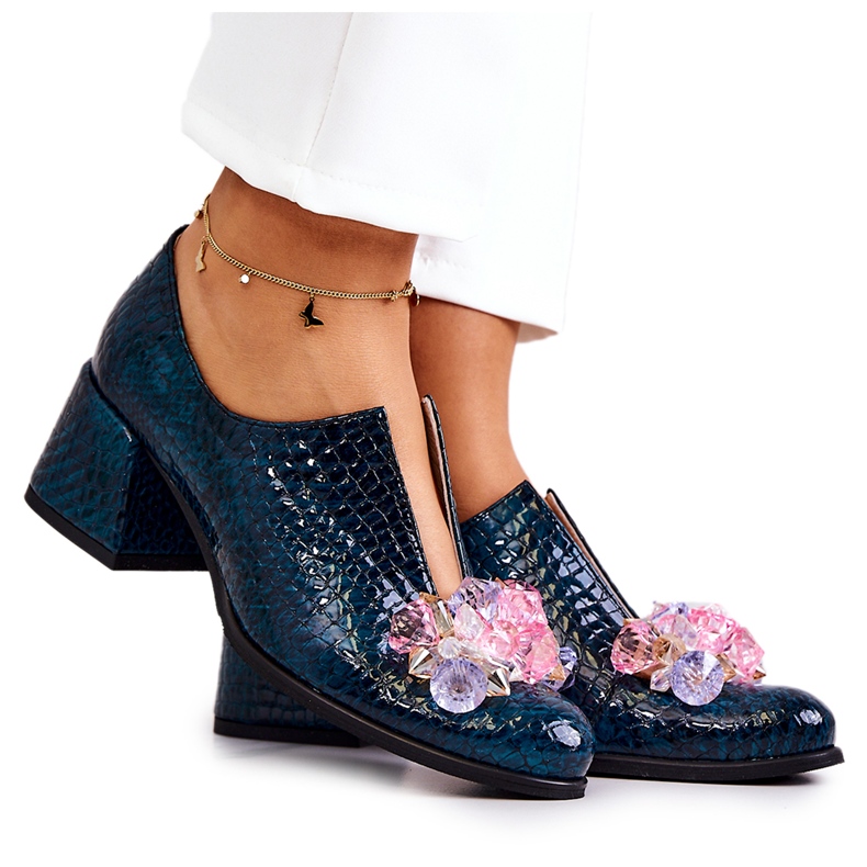 PA2 Leather Brogues Crocodile Pattern With Green Delaver Decoration PA2 Leather Brogues Crocodile Pattern With Green Delaver Decoration