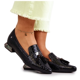 Vinceza Lacquered Moccasins Crocodile Pattern With Black Pharell Fringes