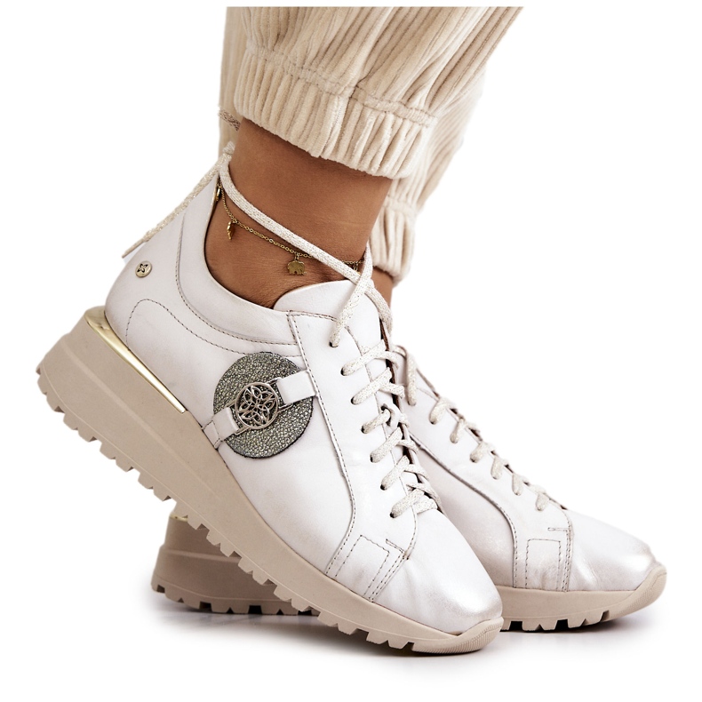 Leather Sport Shoes On Wedge Maciejka 05492-04 Beige