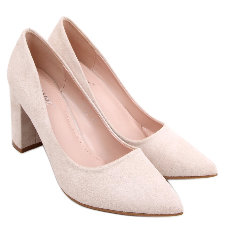 Pumps on the Aria Beige post