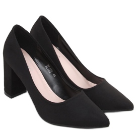 Pumps on the Aria Black post