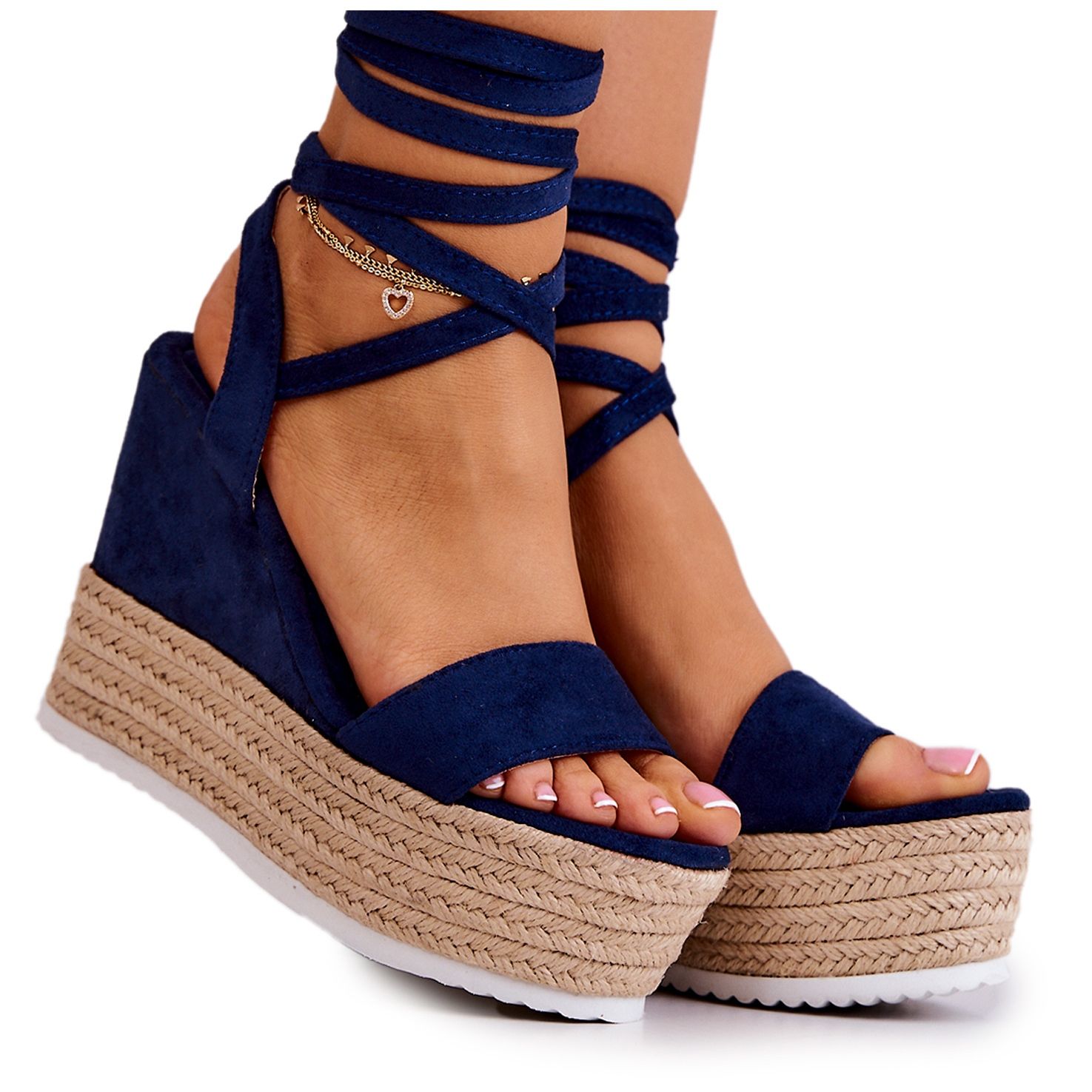 FW1 Light tied sandals on a wedge heel Marriett navy blue