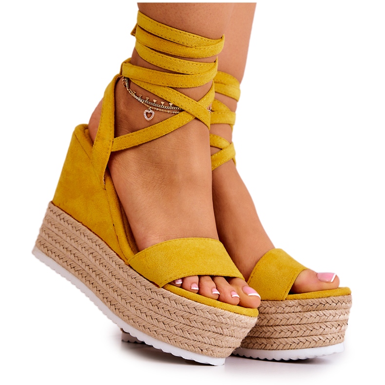 FW1 Lightweight Tied Sandals On A Wedge Yellow Marriett