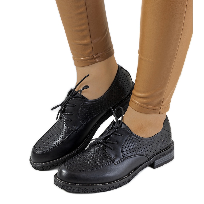 Edda black openwork oxford shoes