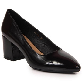 Pumps on the post of Serio Leone W SK358C black