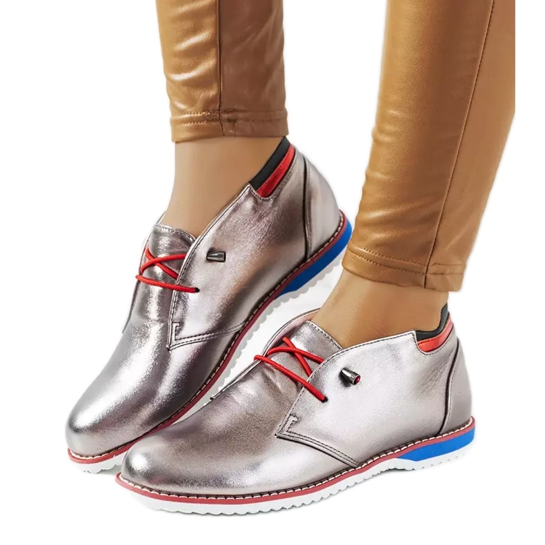 Silver women's shoes from Reyes