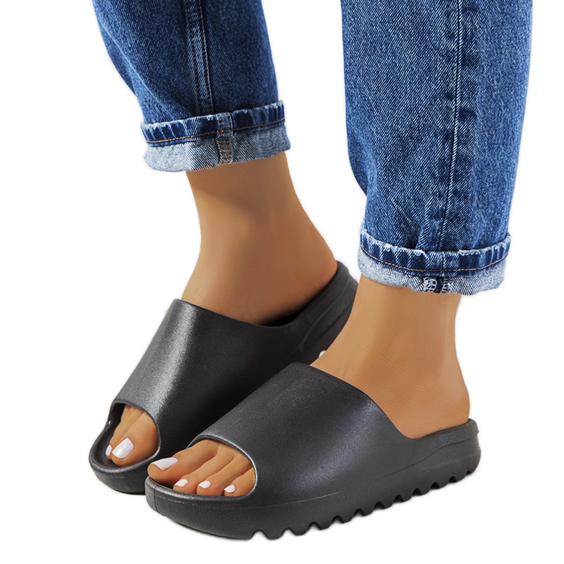 Christinia black rubber slippers