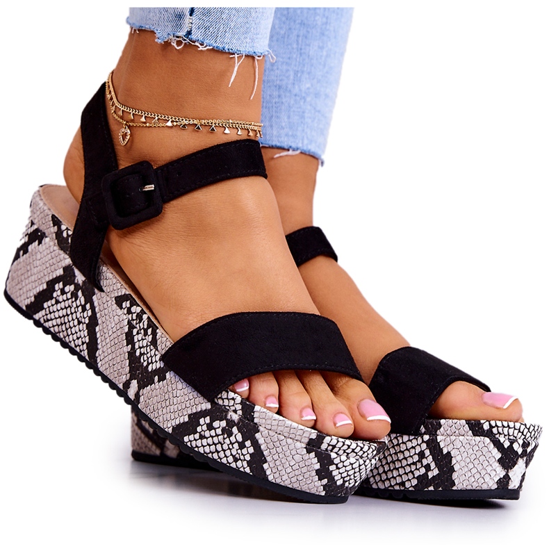 FW1 Suede Sandals On The Black And White Sariah Platform