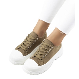 Green sneakers with chunky Prenzel sole