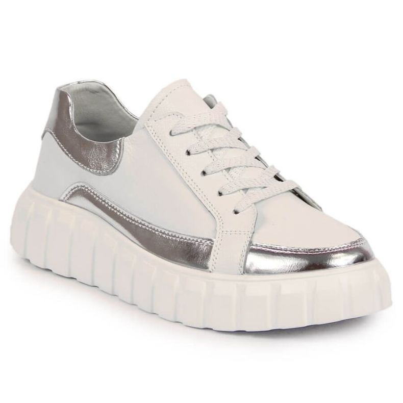 Leather shoes on the S. Barski W OLI161 platform white