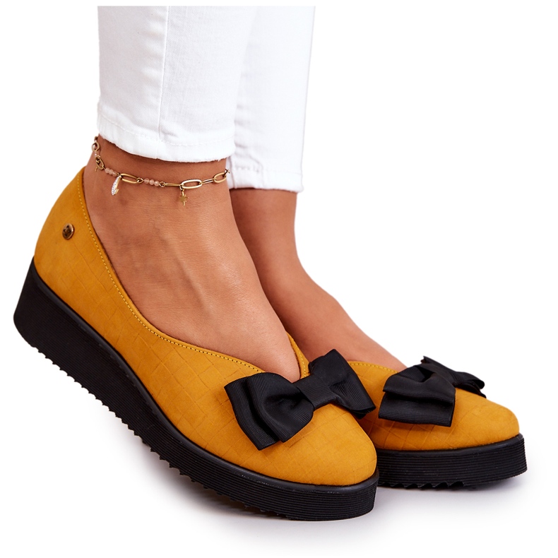 Suede ballerinas on the Maciejka platform 05062-07 Yellow