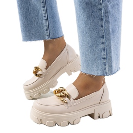 Beige loafers with Fouzia chain Beige loafers with Fouzia chain