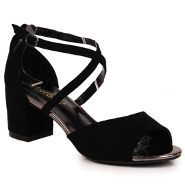 Sandals on the post Potocki W WOL67A black