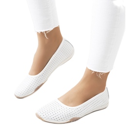 Simge white leather ballerinas