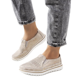 Wiggen beige leather shoes golden