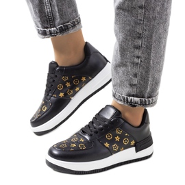 BM Black women's Djenna sneakers