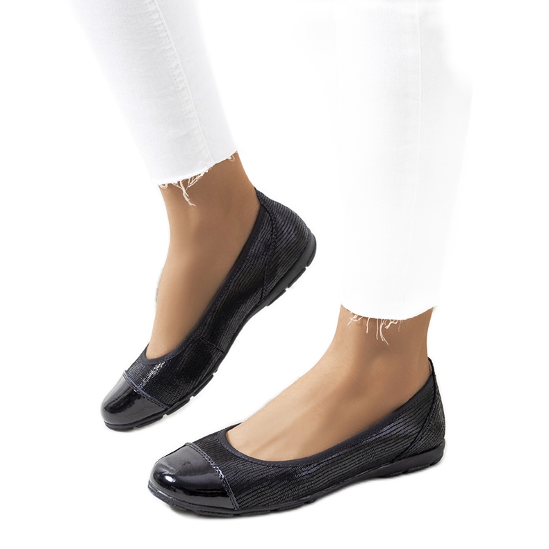 Black leather Nerena ballerinas