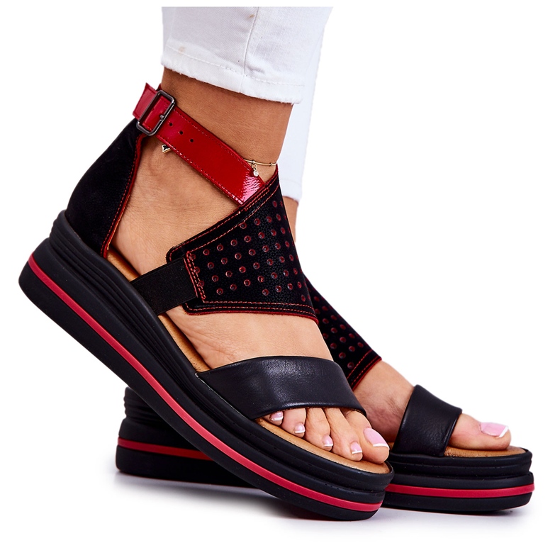 Leather Wedge Sandals Maciejka 05356-01 Black and Red