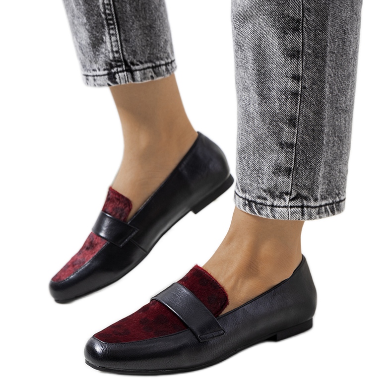 Black and maroon shoes for women Kolk
