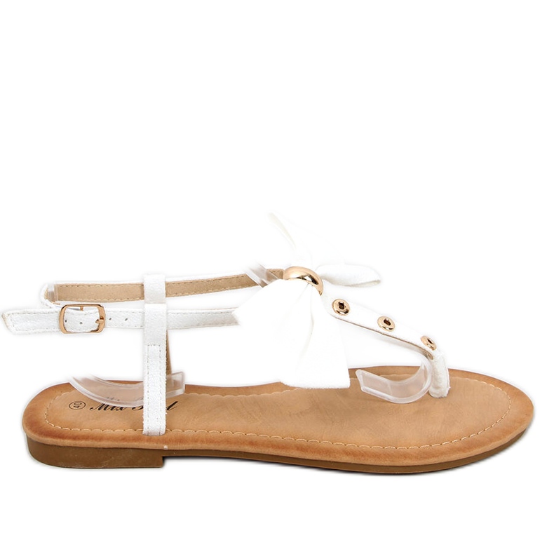 Flip-flops with a Megi White bow