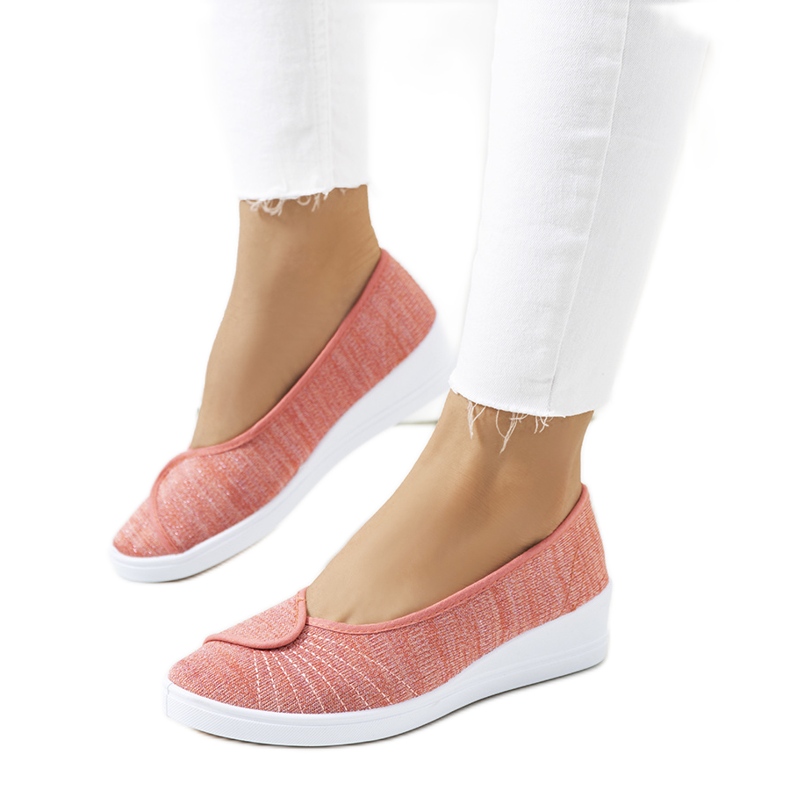 Pink ballerinas on the wedge Drost