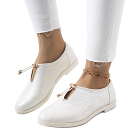 White women's shoes from Bech