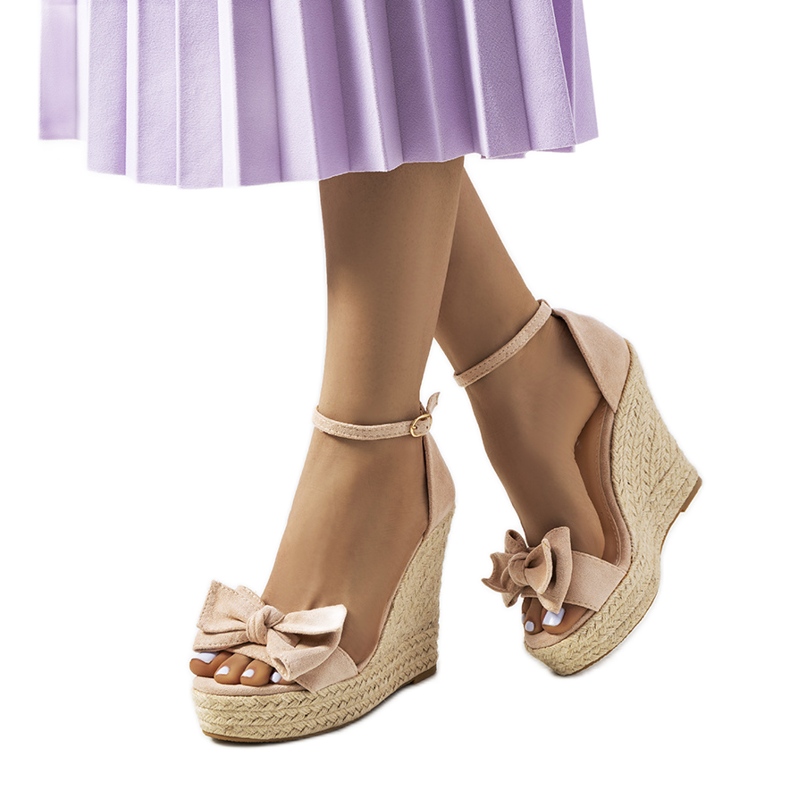 Beige espadrilles on the Terrace wedge
