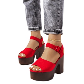 Red sandals on the Duncan platform Red sandals on the Duncan platform