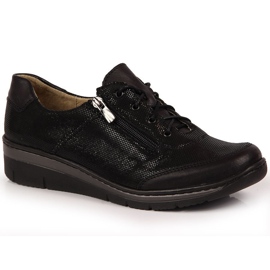 Black glossy leather shoes Helios 334