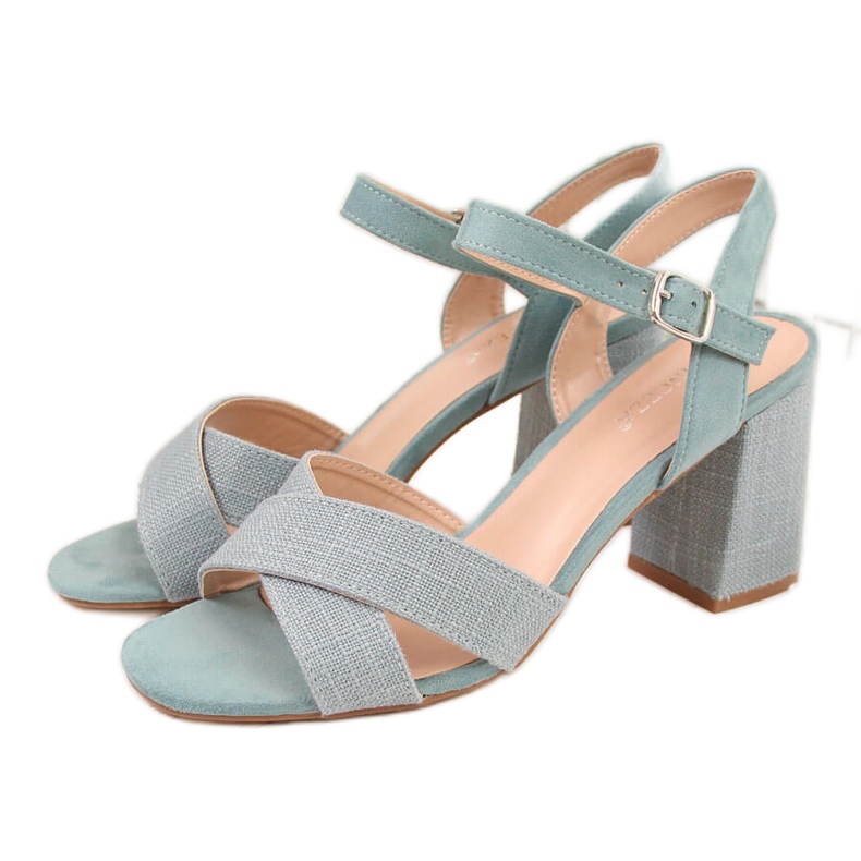 Green Vinceza women's sandals on the post