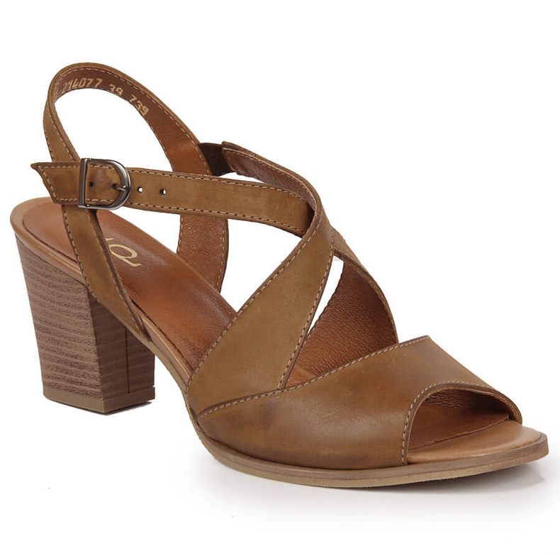 Women's leather sandals on a brown Dolce Pietro post