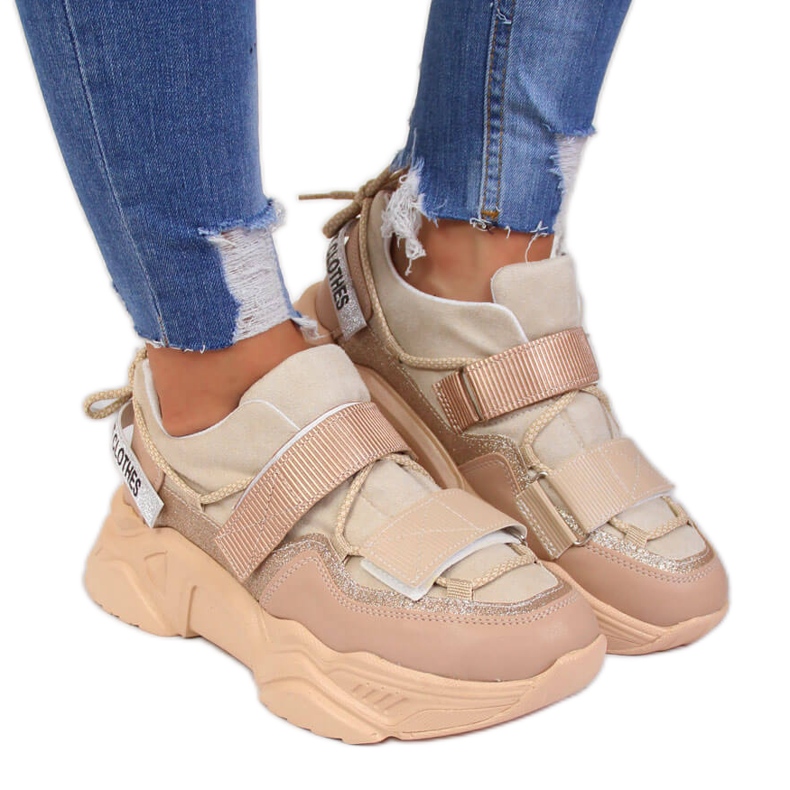 Sneakers on a thick sole Velcro beige Navy Dot