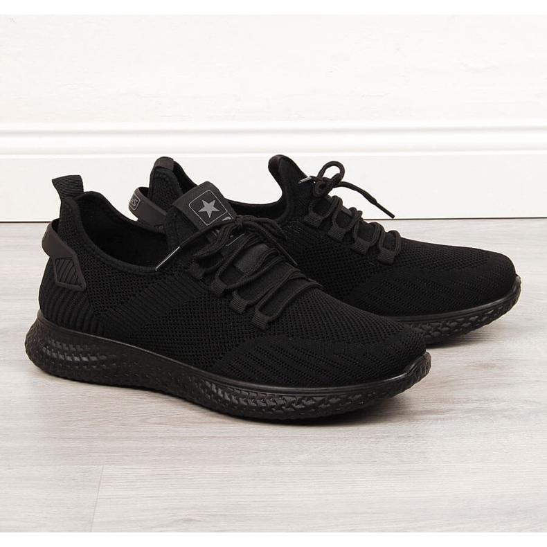 Men's sports shoes with mesh black NEWS