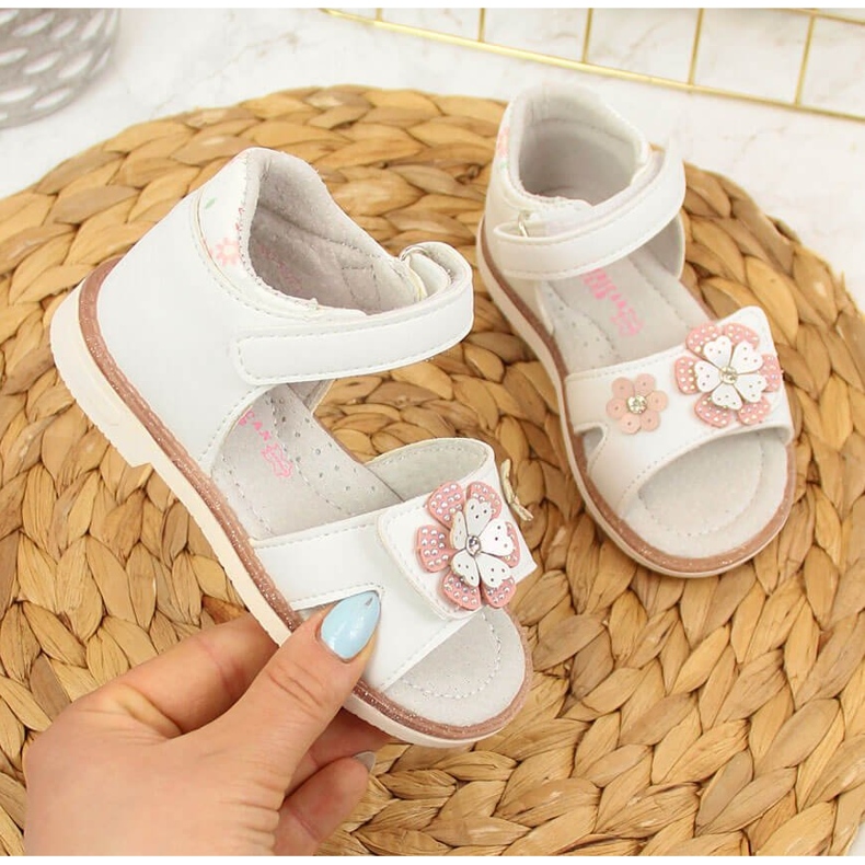 American Club white velcro sandals for girls American Club white velcro sandals for girls