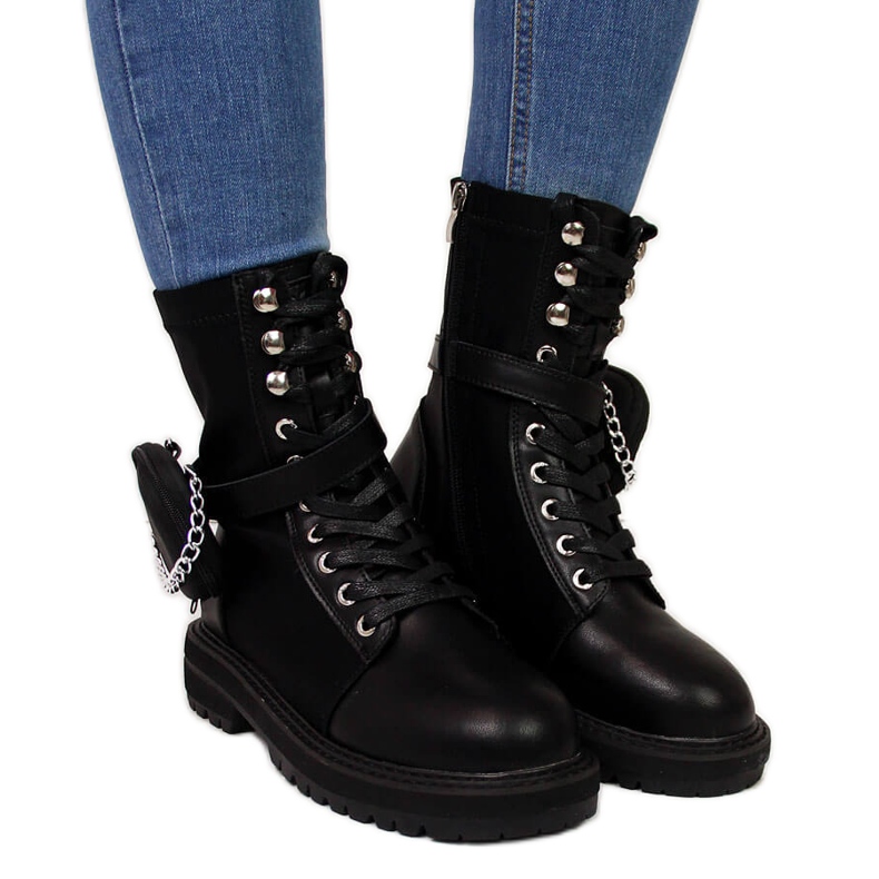 Women's leather boots with a pocket black Goe II2N4024