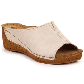 Women's beige Inblu wedge slippers