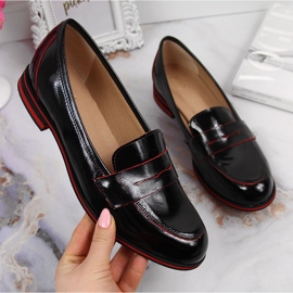 Leather women's shoes lordsy lacquered black Juma