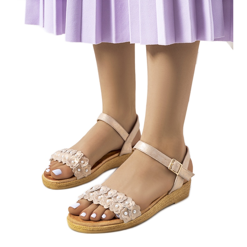 Farra women's golden sandals pink Farra women's golden sandals pink