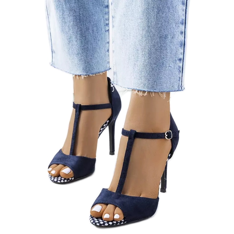 Inna Navy blue sandals on a Munger heel