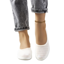 Ilse beige openwork sneakers ecru