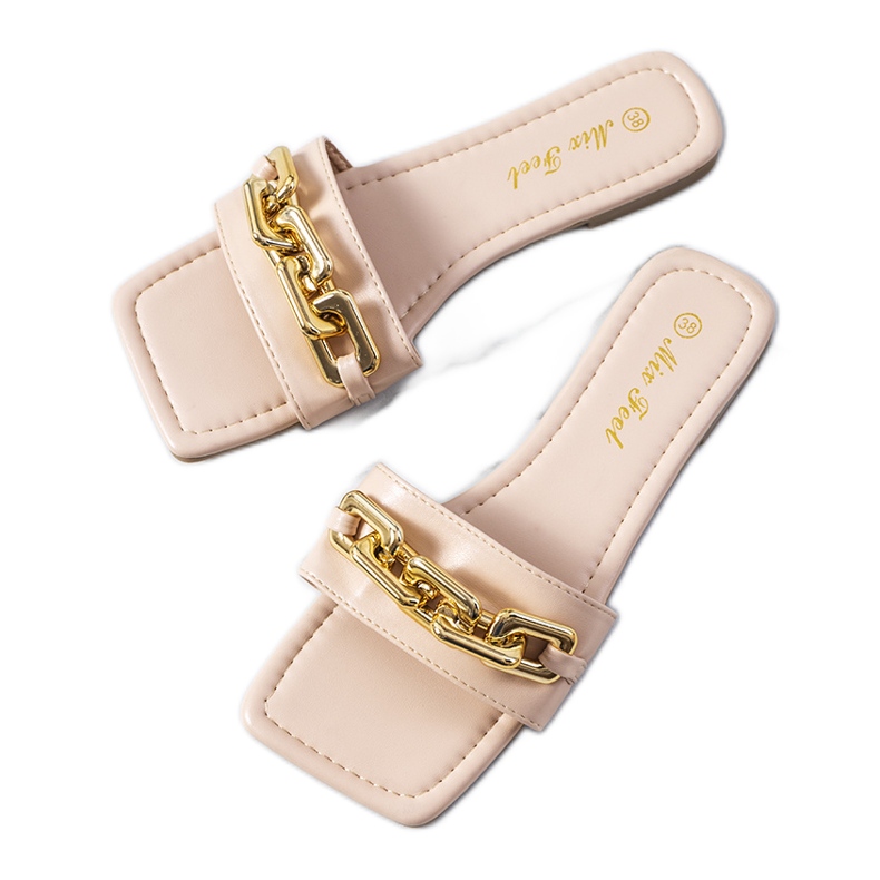 BM Beige elegant slippers with a Cherell chain