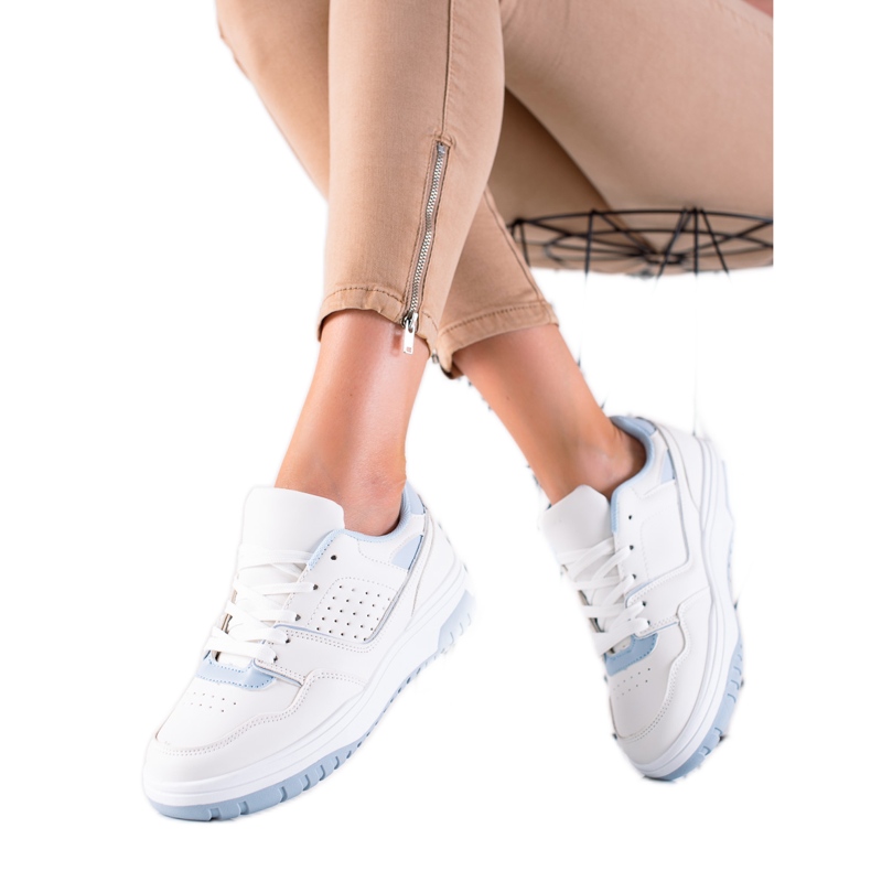 DK Sports Sneakers On The Platform blue