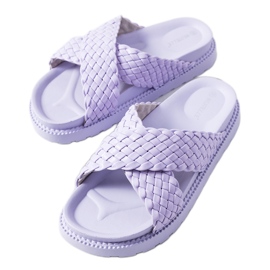 Purple slippers on the Bierings platform