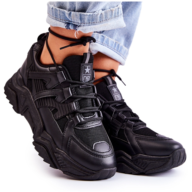 Women's sports shoes Sneakers Black Daren