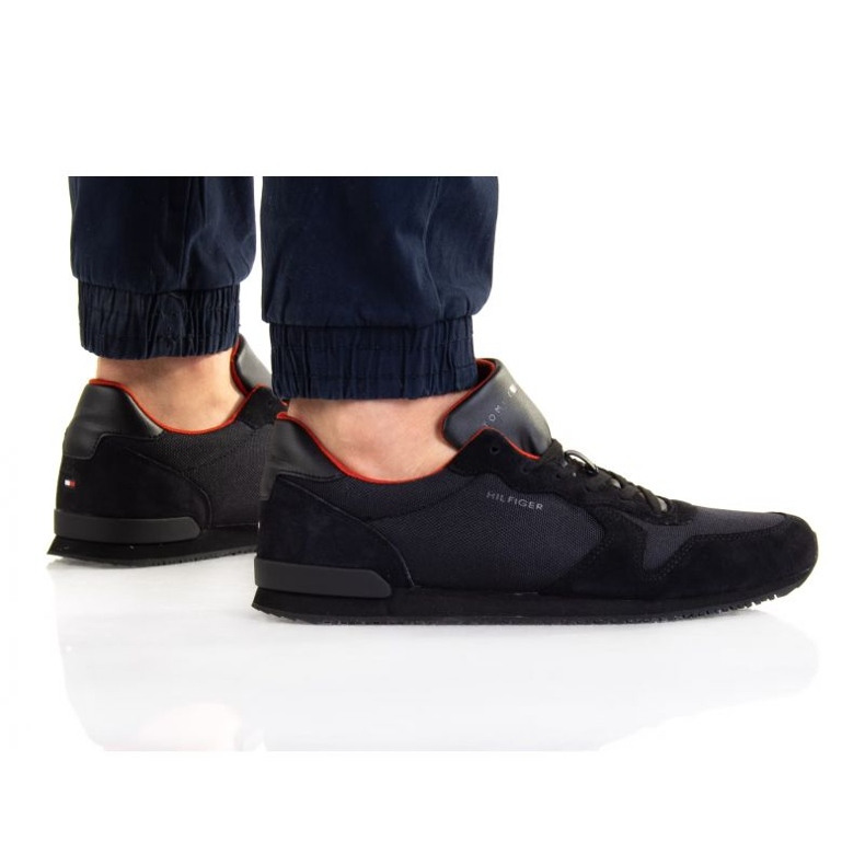 Shoes Tommy Hilfiger Iconic Material Mix Runner M FM0FM04022 black