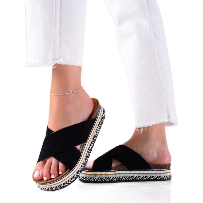 TRENDI Slippers On The Decorative Platform black